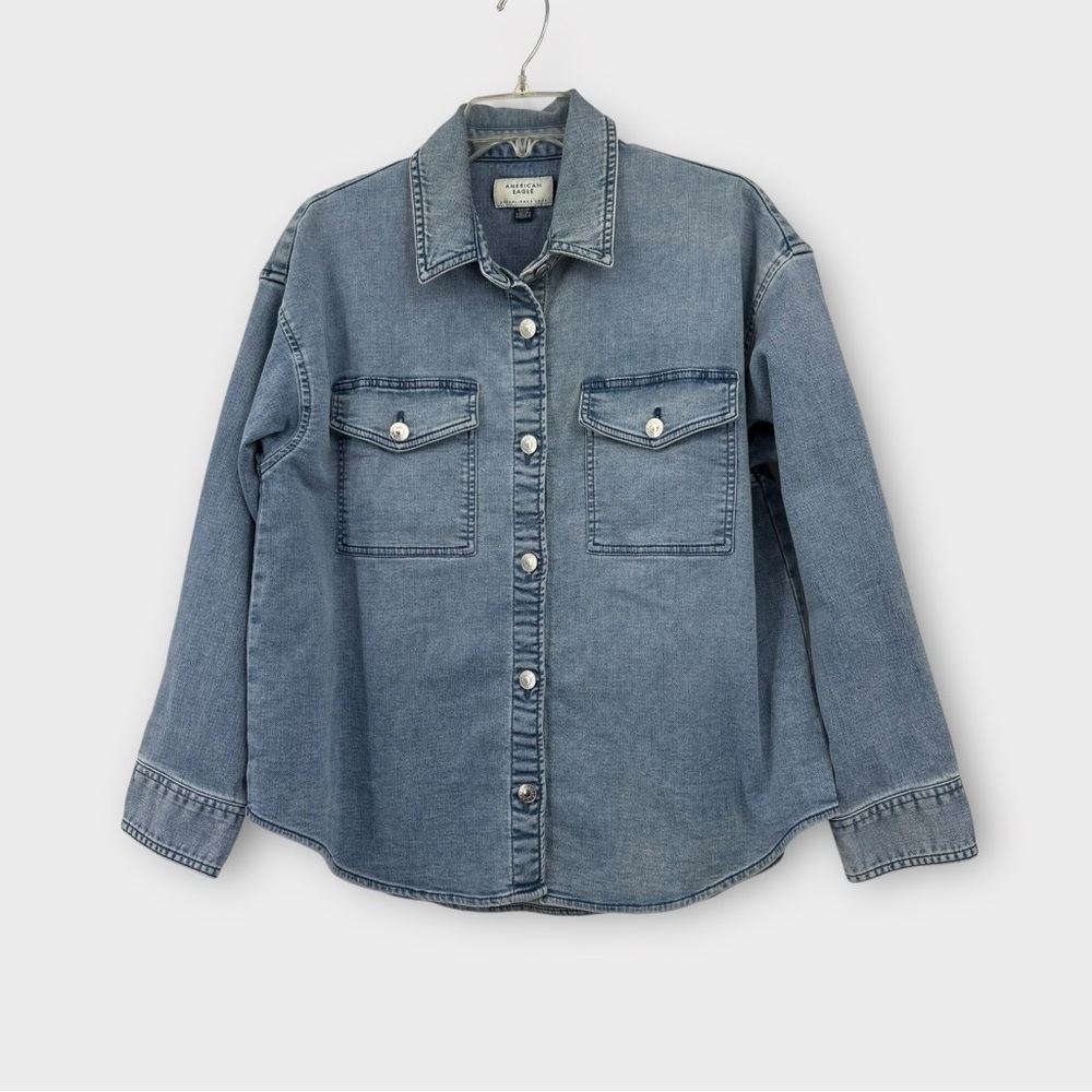 American Eagle Shacket in Blue Denim Women’s Size S